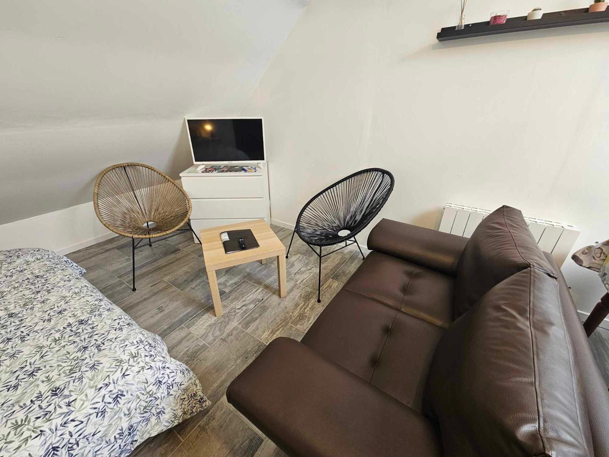 Studios Du Cedre Cuvilly Экстерьер фото