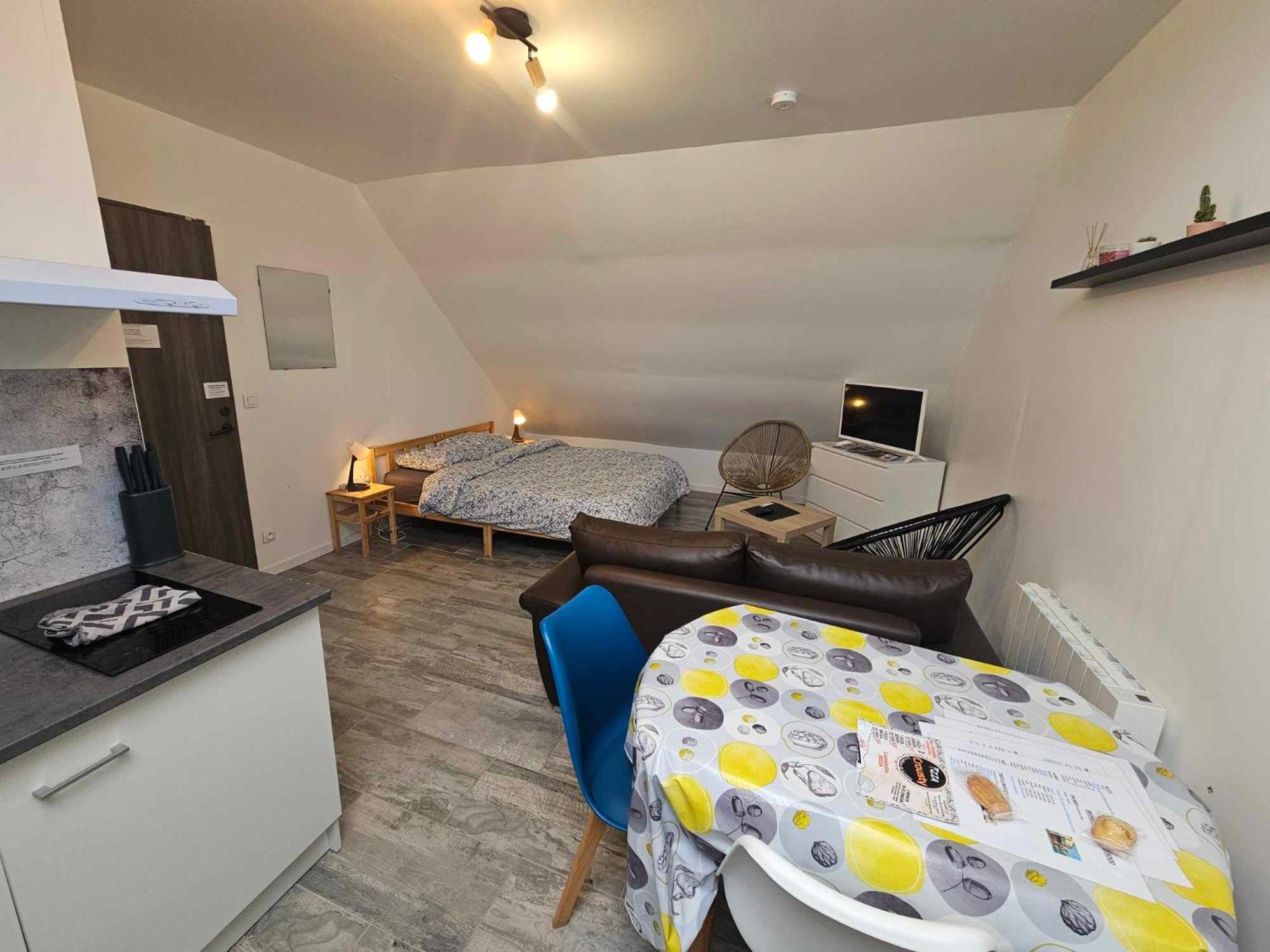 Studios Du Cedre Cuvilly Экстерьер фото